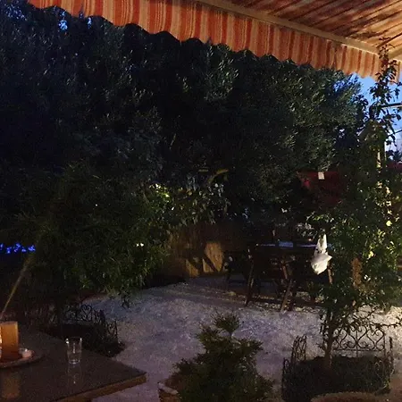 Paradiso Apartmán *